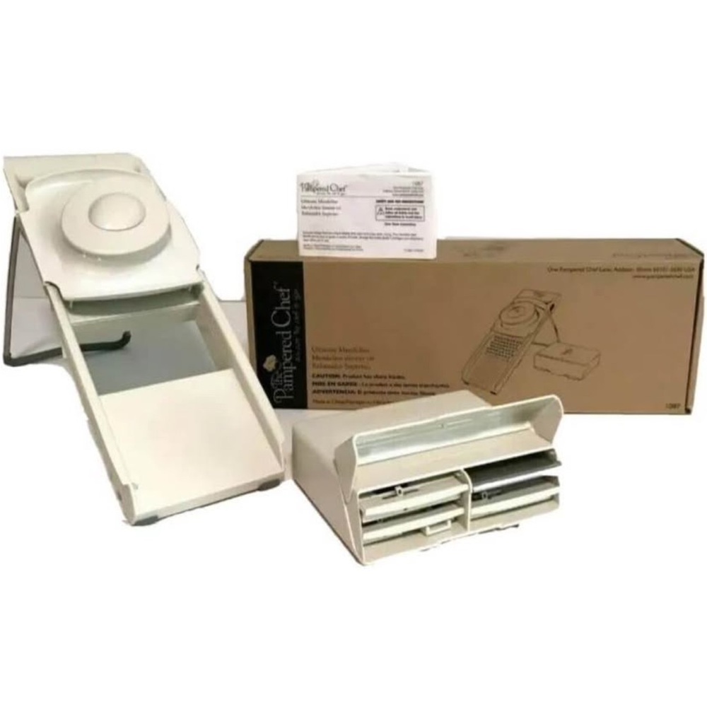Pampered Chef Ultimate Mandoline, model 1109 new in box
